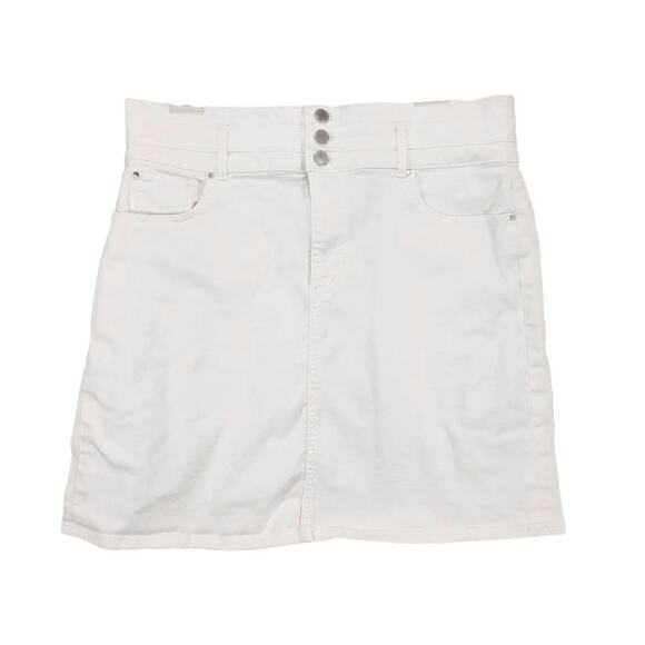 Ann Taylor Sz 12P White Jean Denim Short Mini Skirt, High Rise 3-Button Coastal - Picture 1 of 5